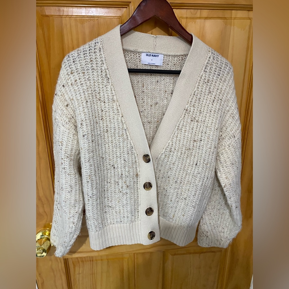 Old Navy thick knit cardigan small